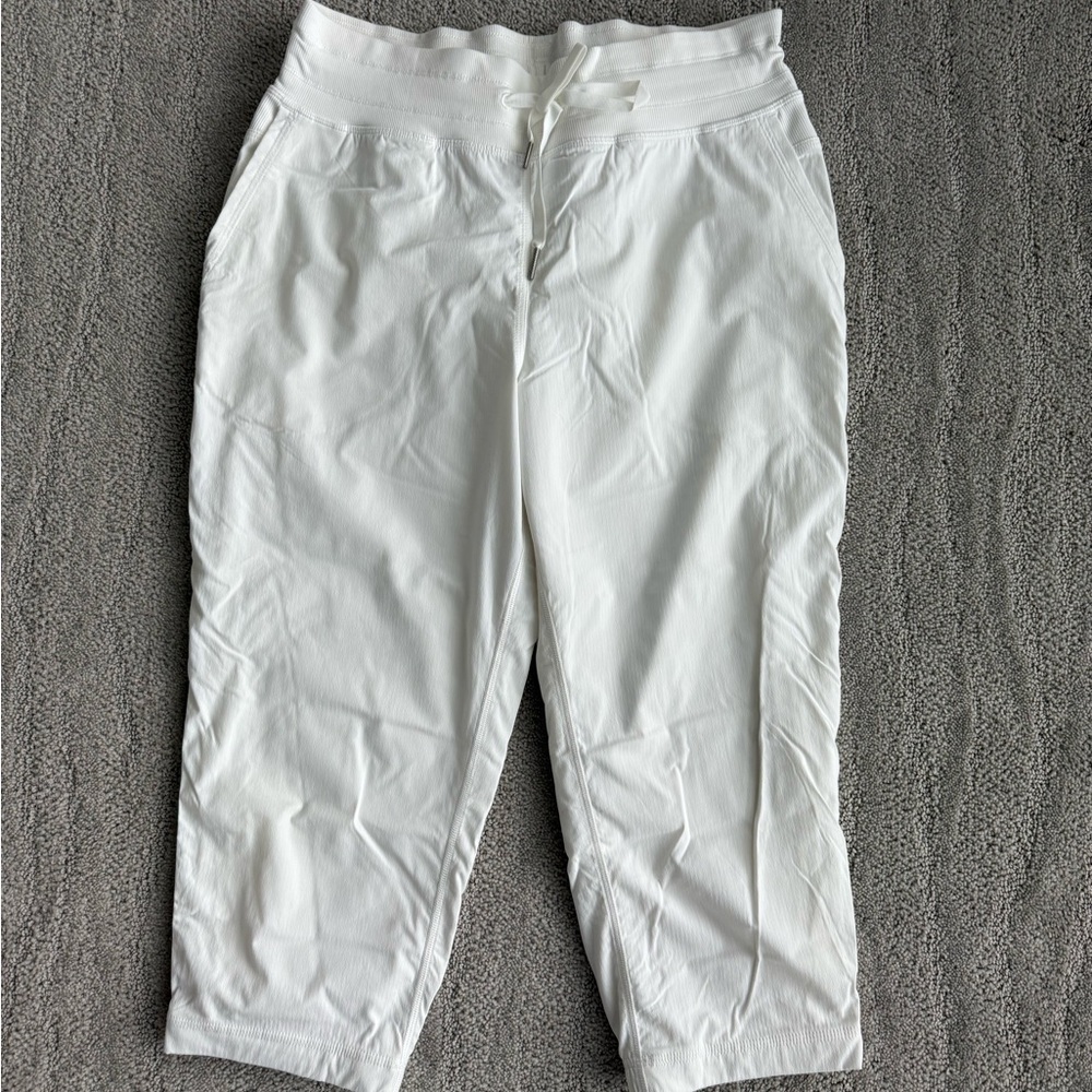 lululemon athletica White Capris High-Rise Lightweight